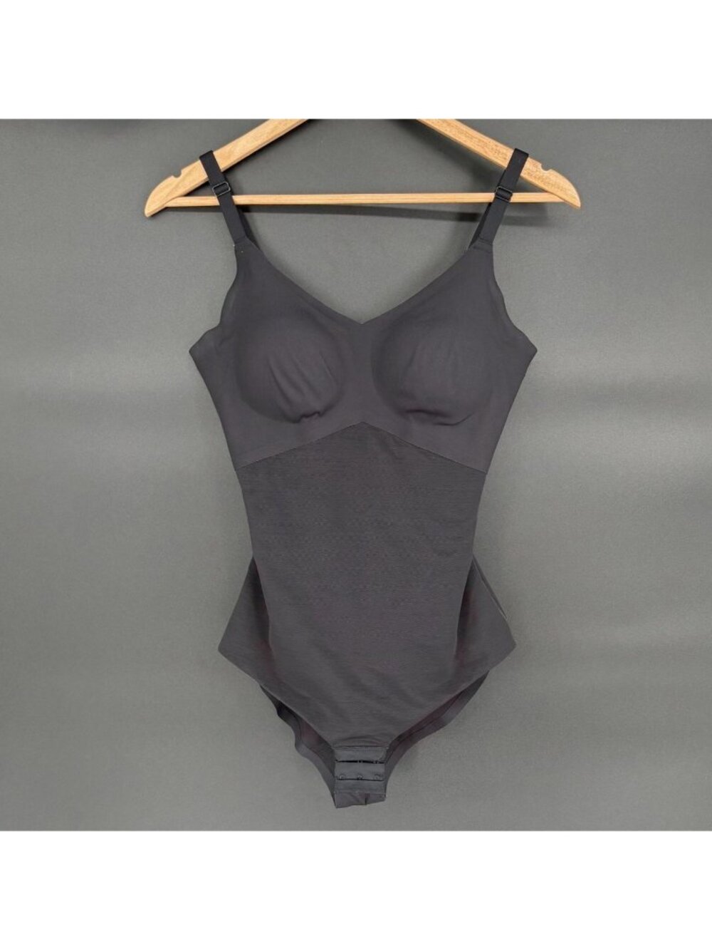 Honeylove Cami Bodysuit Shapewear Size S Black Vamp Built In Bra Tummy Control